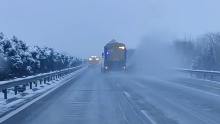青银分公司：闻雪而动 昼夜鏖战 全力护航青银高速安全畅通